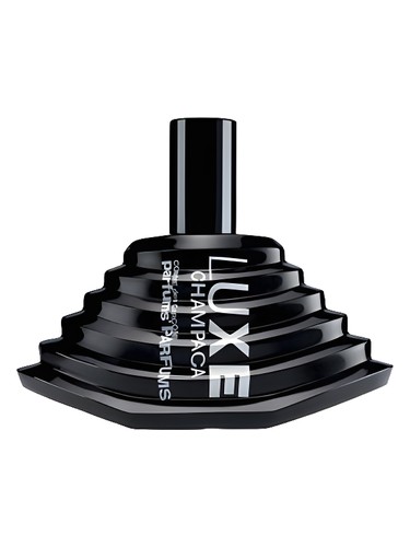 Series Luxe: Champaca by Comme des Garcons