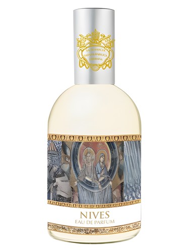 Nives by Essenzialmente Laura