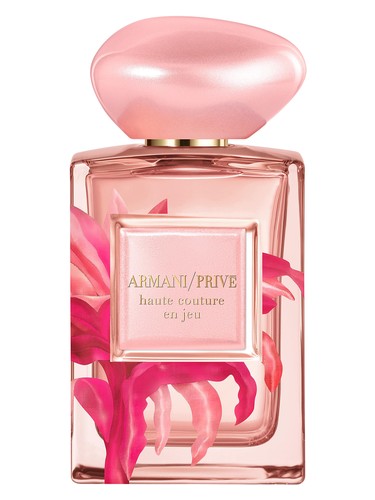 Haute Couture en Jeu by Giorgio Armani