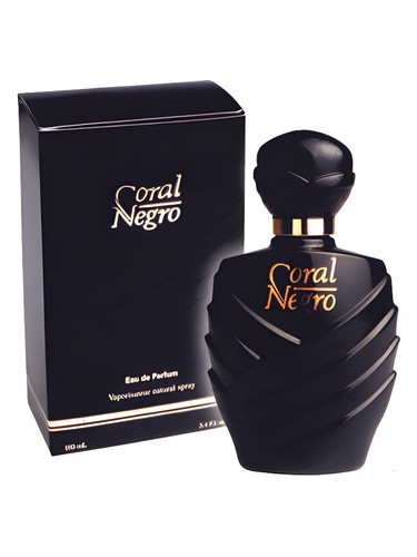 Coral Negro by Suchel Camacho