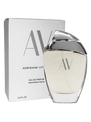AV by Adrienne Vittadini