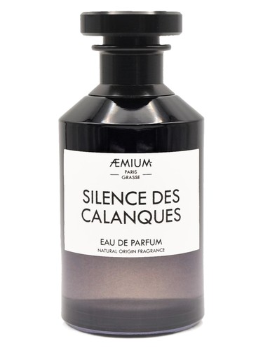 Silence Des Calanques by Aemium