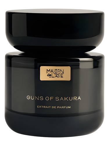 Guns of Sakura by Maison de L'Asie