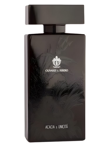 Acacia & Unicità by Olivares & Ribero