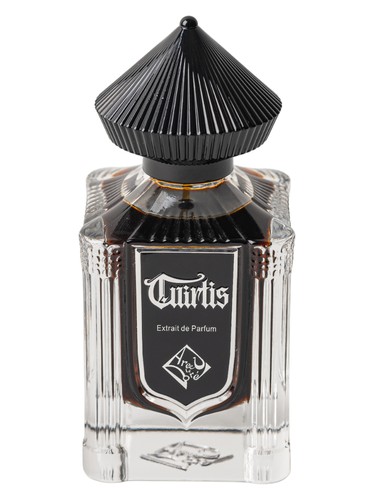 Cuirtis by Areej Le Doré