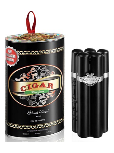 Cigar Black Wood by Rémy Latour