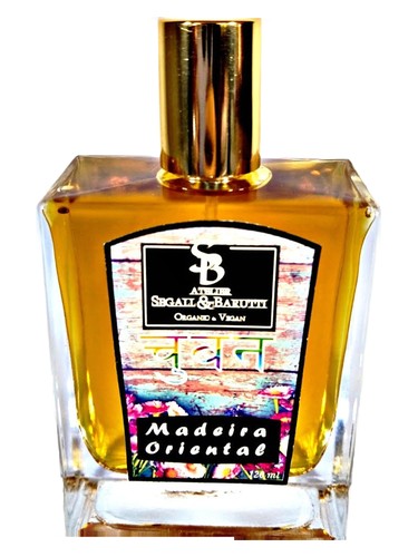 Madeira Oriental by Atelier Segall & Barutti