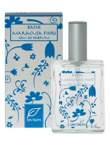 Batik Maracuja Flowers by Dr. Taffi