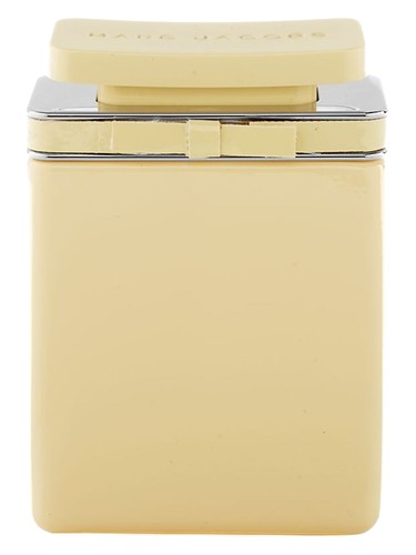 Perfume Essence by Marc Jacobs