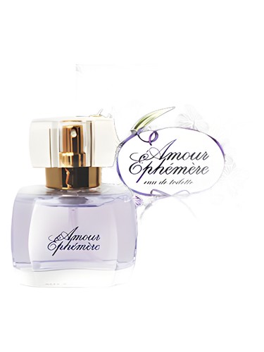 Amour Ephemere by Vivienne Sabo