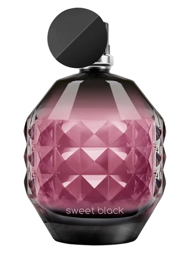 Sweet Black by Cyzone